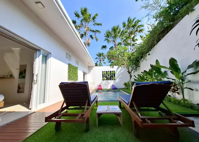 A La Cool Villa Seminyak
